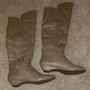 Size 7.5 Knee High Boots